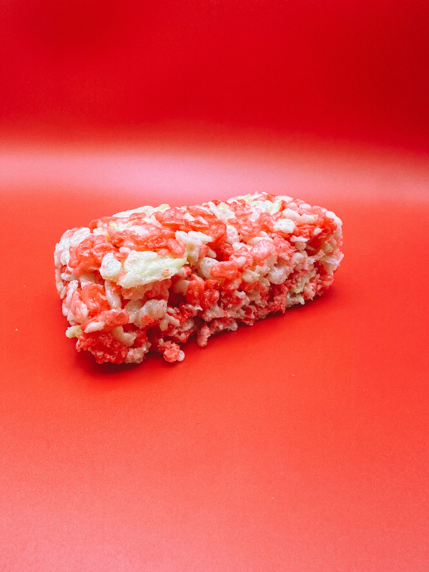 Strawberry & cream rice krispies treat
